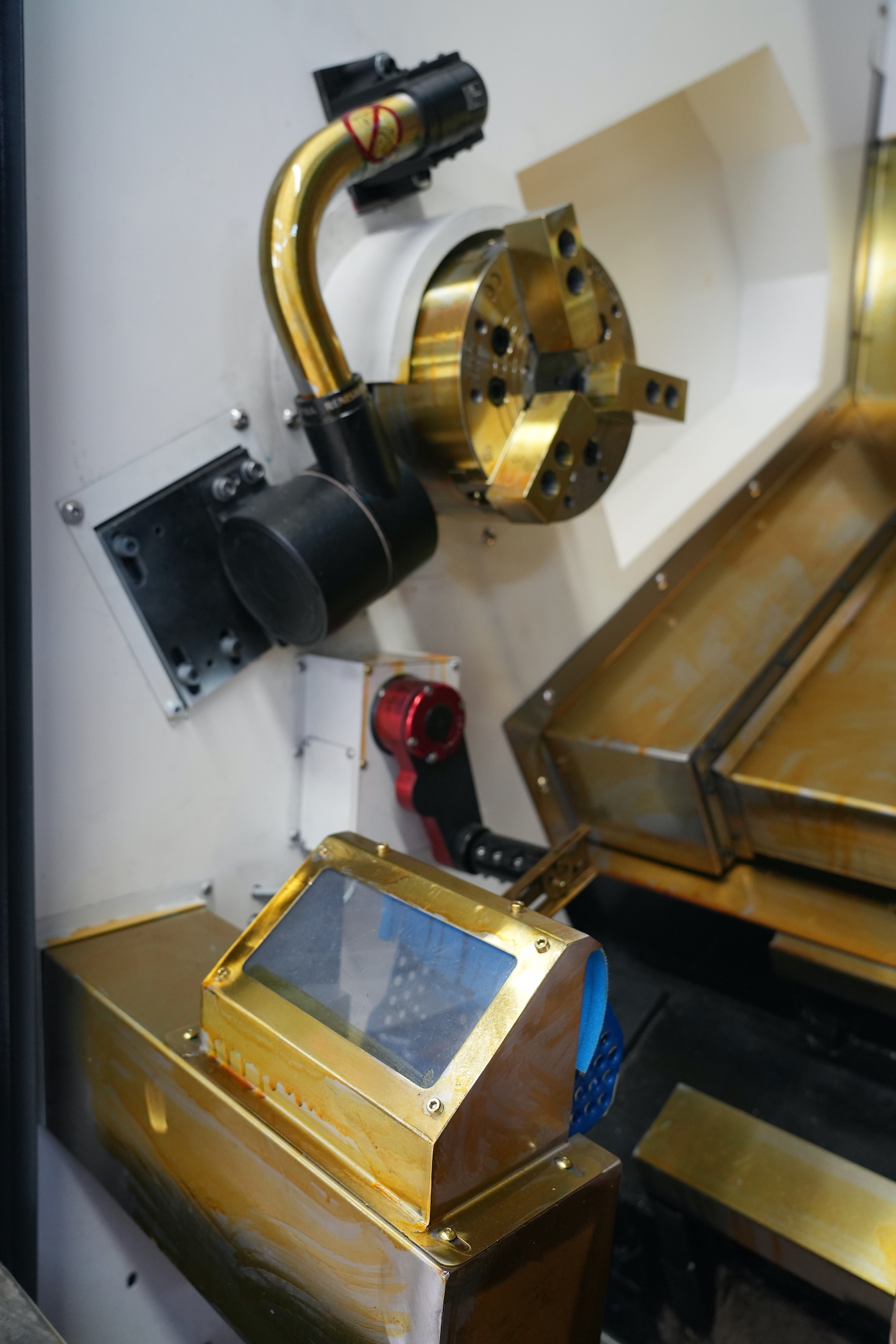 4 osí CNC sústruh model DMMB SBT-470Y – Obrázok 7