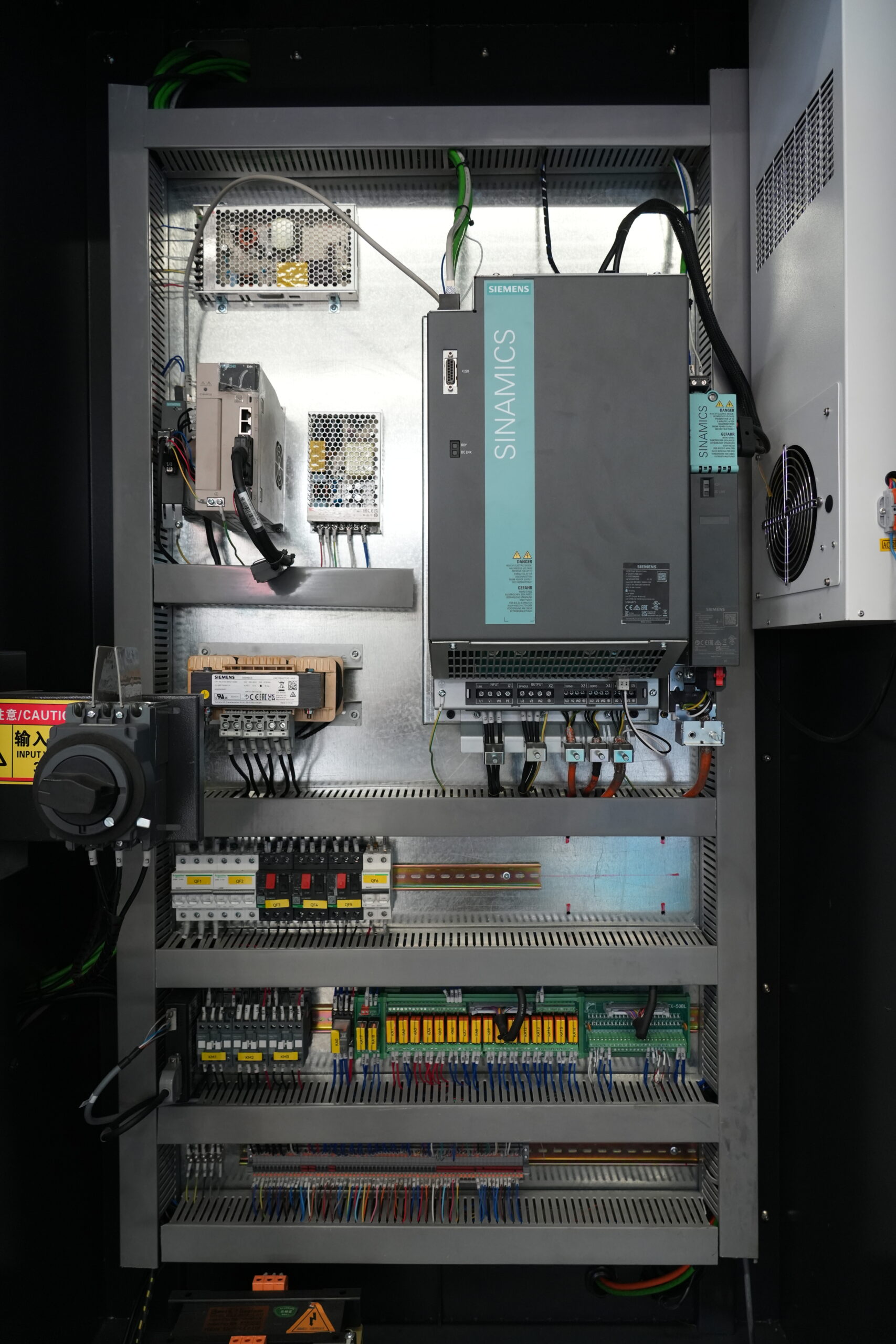 2 osí CNC sústruh model DMMB SBT-480 – Obrázok 5